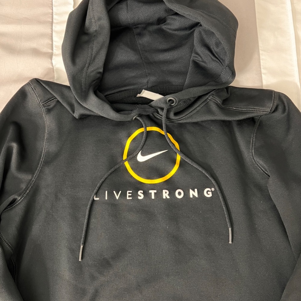 LIVESTRONG - Picture 3 of 3